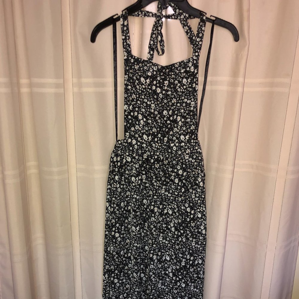 Loveriche Dainty Floral Fabric Overalls NWT Small